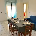 Lägenhetshotell Trilocale Lalla Sul Mare Gallipolli